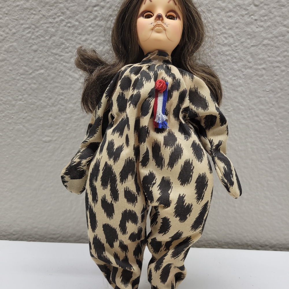 Vingrage 1978  Effanbee Leopard Print Plush Suit Hard Plastic